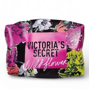 Victoria's Secret Wild Flower Beauty
Bag Case Floral Zip
